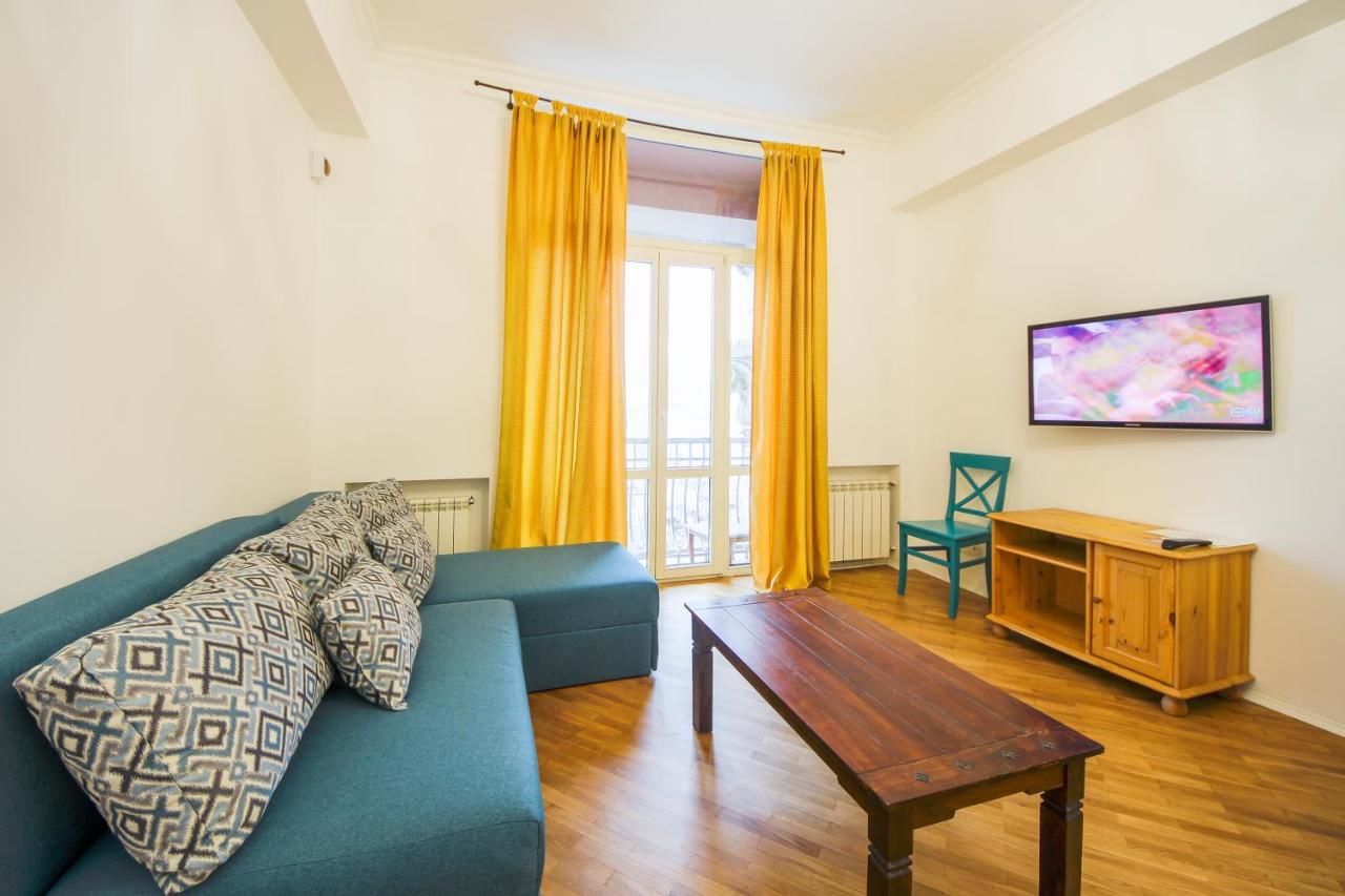 Апартаменты DayFlat Apartments Khreschatyk Киев