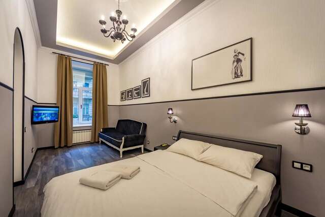 Апартаменты DayFlat Apartments Khreschatyk Киев-12