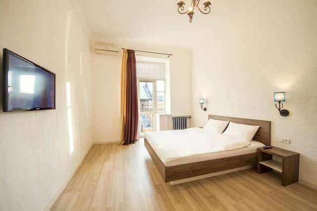 Апартаменты DayFlat Apartments Khreschatyk Киев-17