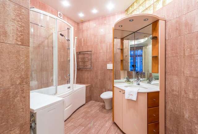 Апартаменты DayFlat Apartments Khreschatyk Киев-24
