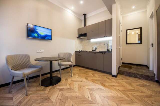 Апартаменты DayFlat Apartments Khreschatyk Киев-25