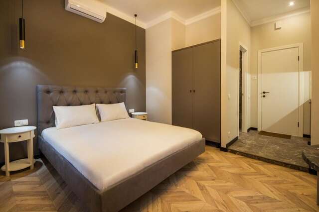 Апартаменты DayFlat Apartments Khreschatyk Киев-32