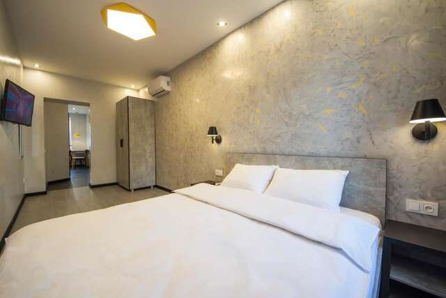 Апартаменты DayFlat Apartments Khreschatyk Киев-6